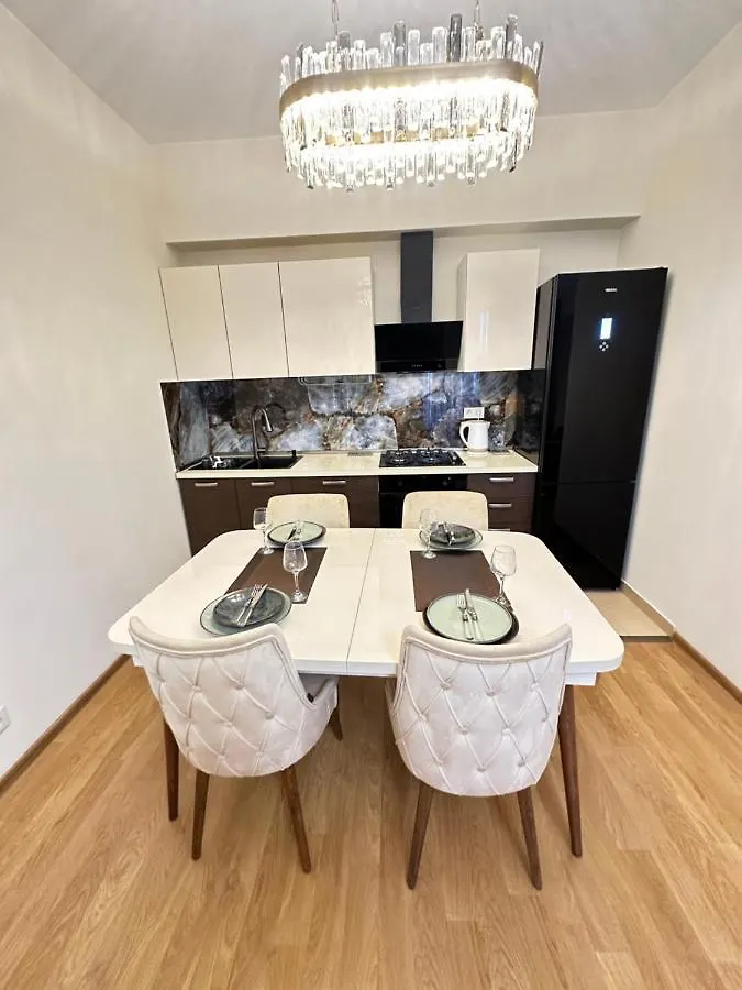 Dl Apartment In Central Park M2 Tbilisi