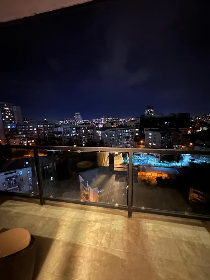 Dl Apartment In Central Park M2 Tbilisi